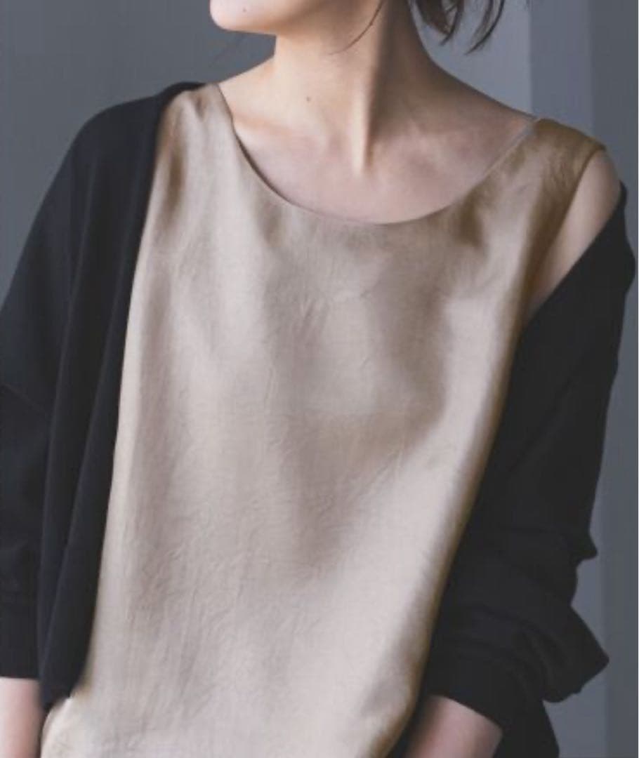 【NOBLE】サテンタンクトップ