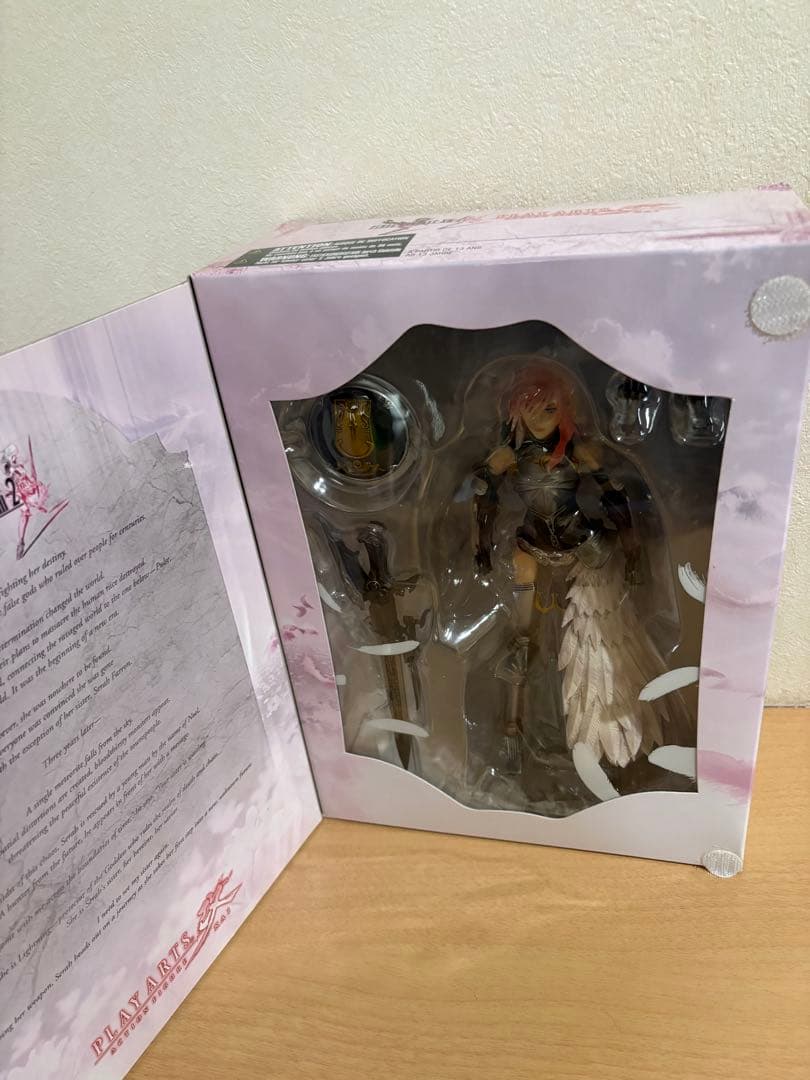 プレイアーツ改 ファイナルファンタジー13 ライトニング PLAY ARTS