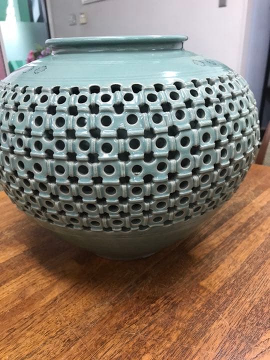 高麗青磁 振興　網目 透かし花瓶 花器