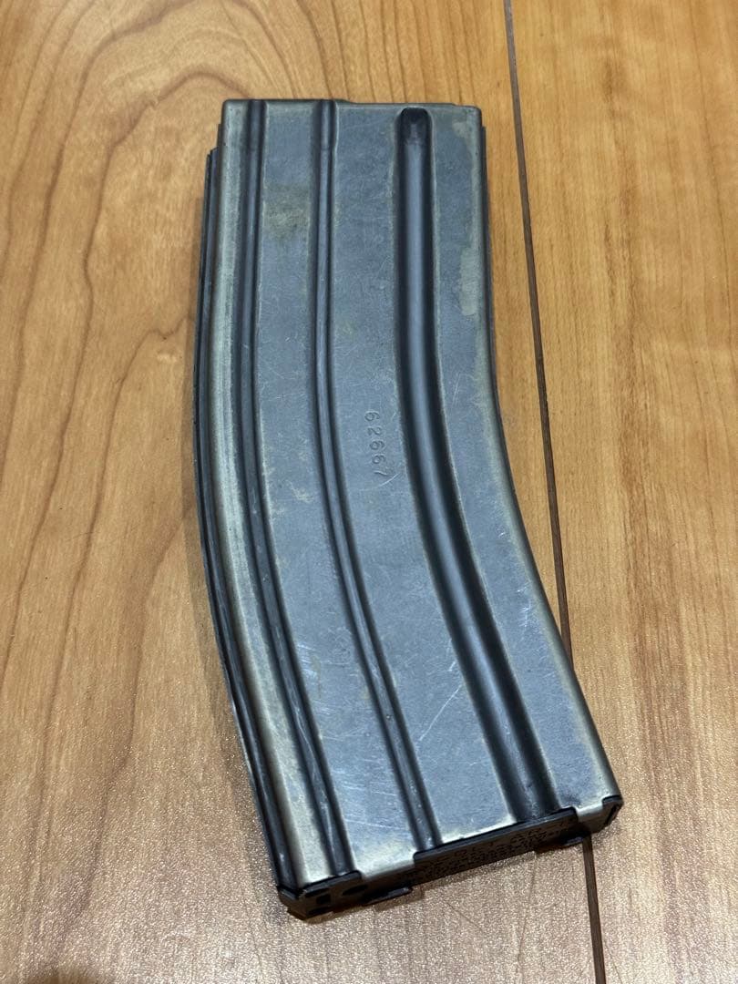 米軍実物 1968年製造 M16（AR-15）Colt製 30連マガジン