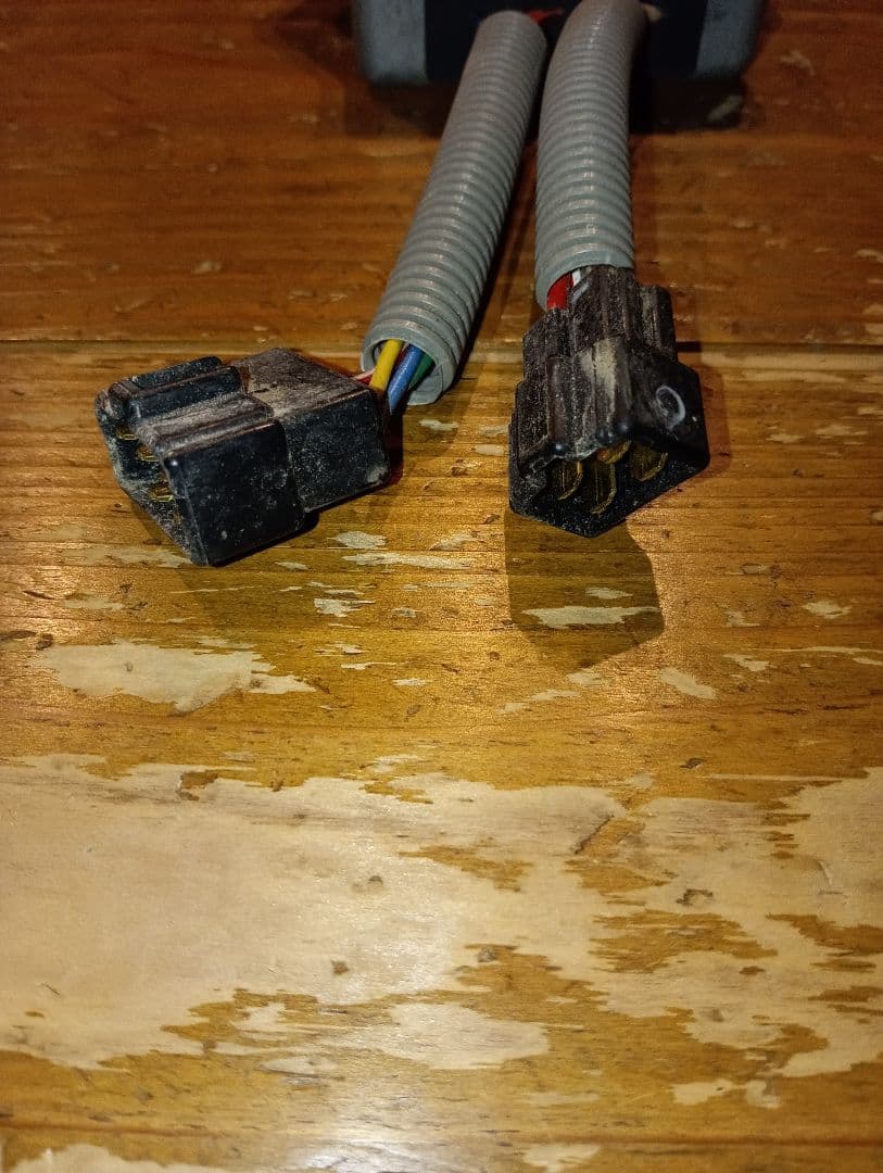 クボタコンバイン　SR18、SR20等　コンピューターコントロールユニット　中古