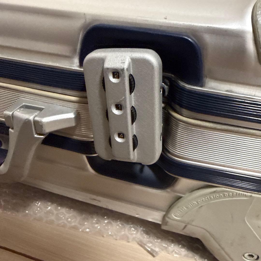 キャリーケース　RIMOWA シルバーインテグラル