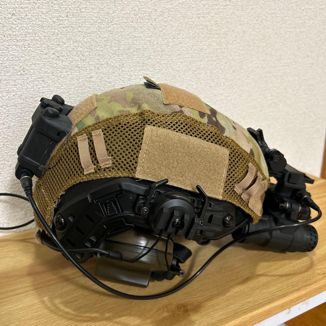 迷彩ヘルメット ナイトビジョン ヘッド付き レプリカ ミニタリー サバゲー