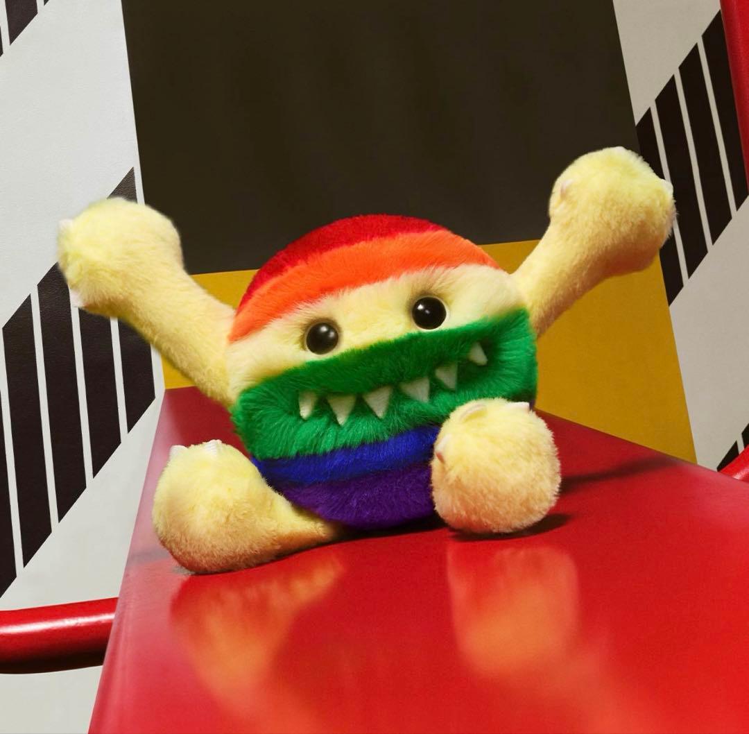 POPMART INSTINCTOY HUG YOU シークレット ペンダント