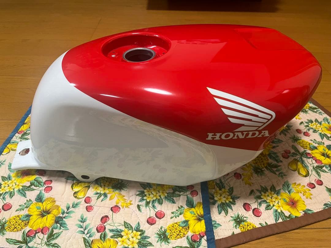 NSR 250R SE 92 ガソリンタンク