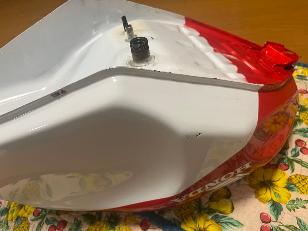 NSR 250R SE 92 ガソリンタンク