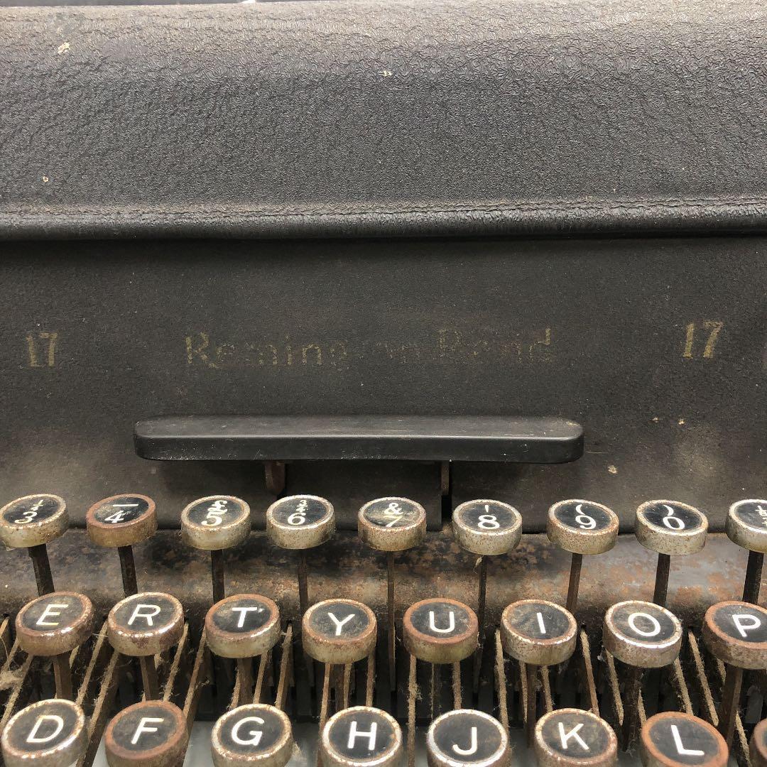アメリカレミントン製タイプライター、ジャンク品アンティーク、レア、