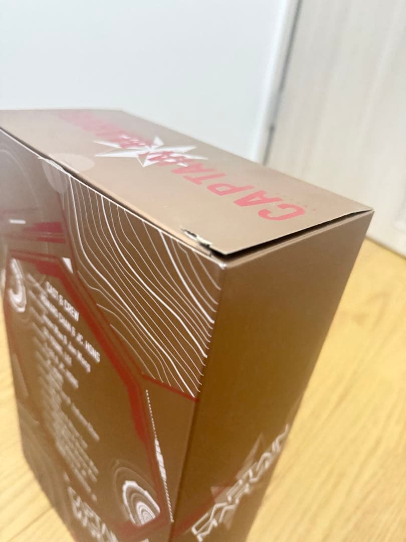 【美品】ホットトイズ　キャプテン・マーベル デラックスエディション