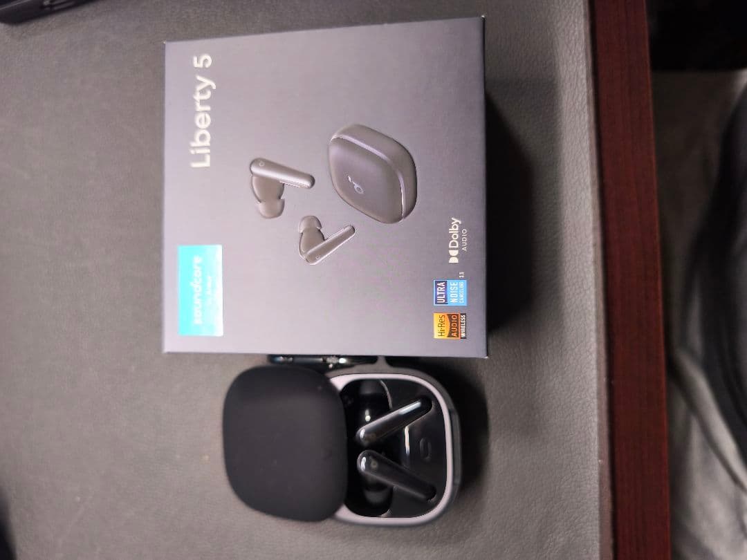 Anker soundcore Liberty 5 / シリコンケース付