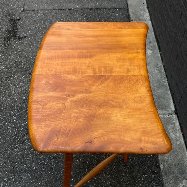 アーコール　エンドテーブル　イギリスビンテージ　木製テーブル　コンソール