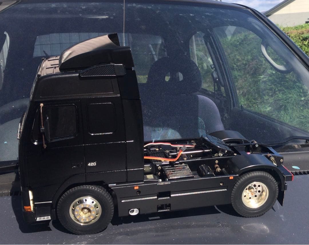 ホビーラジコン 1/14 Volvo FH12 Globetrotter