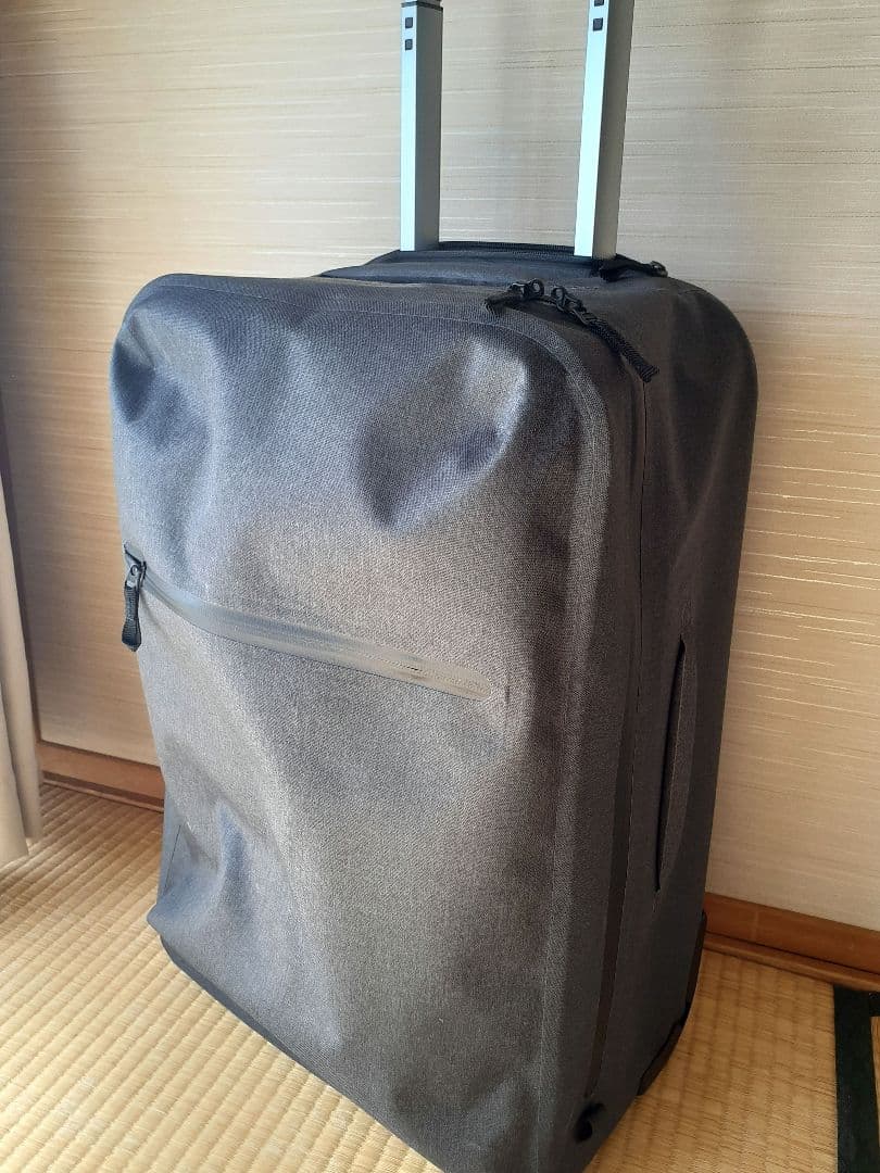 無印良品　耐水生地を使った　ウェルダーソフトキャリーケース（３６Ｌ）