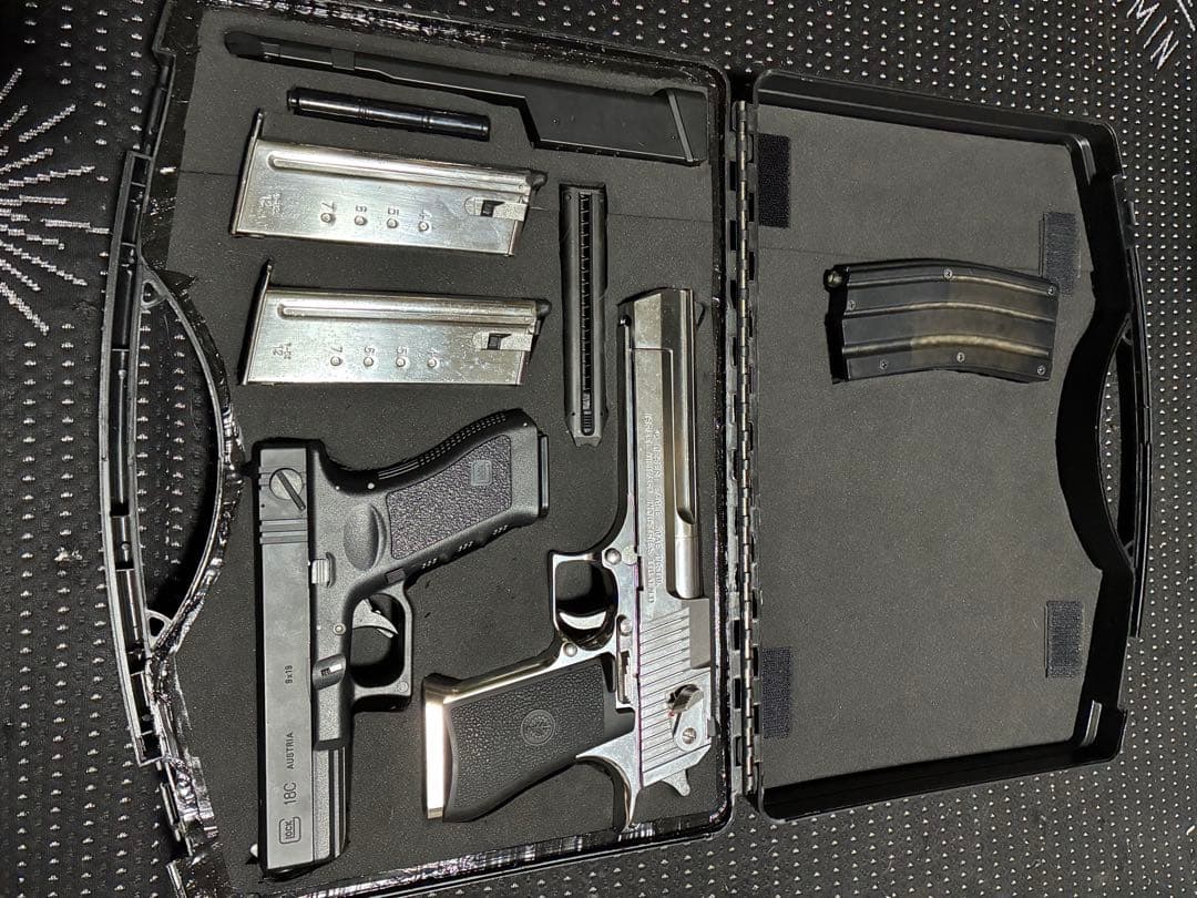 デザートイーグル .50AE & グロック 18C セット