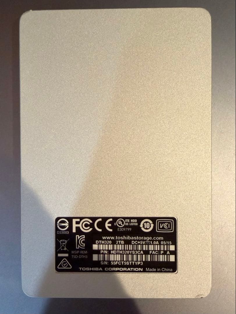 TOSHIBA外付けハードディスク2TB大容量 初期化済 健康診断正常