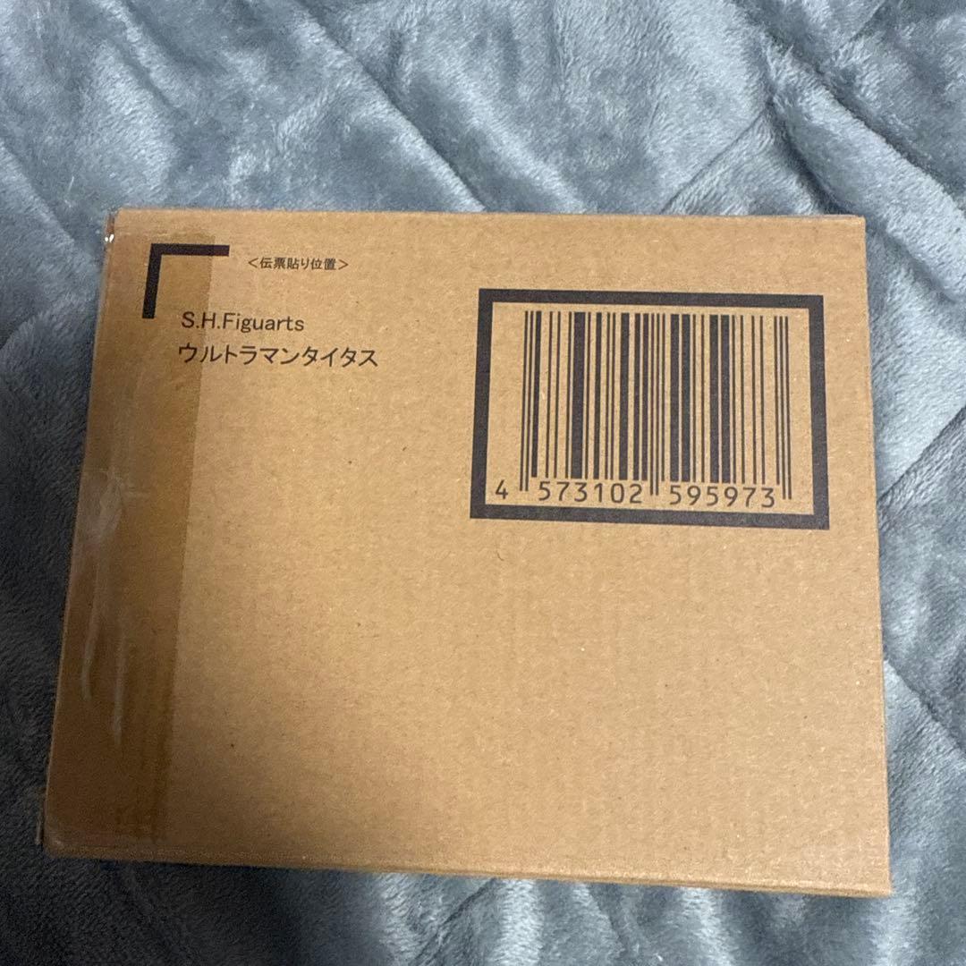 S.H.Figuartsウルトラマンタイタス