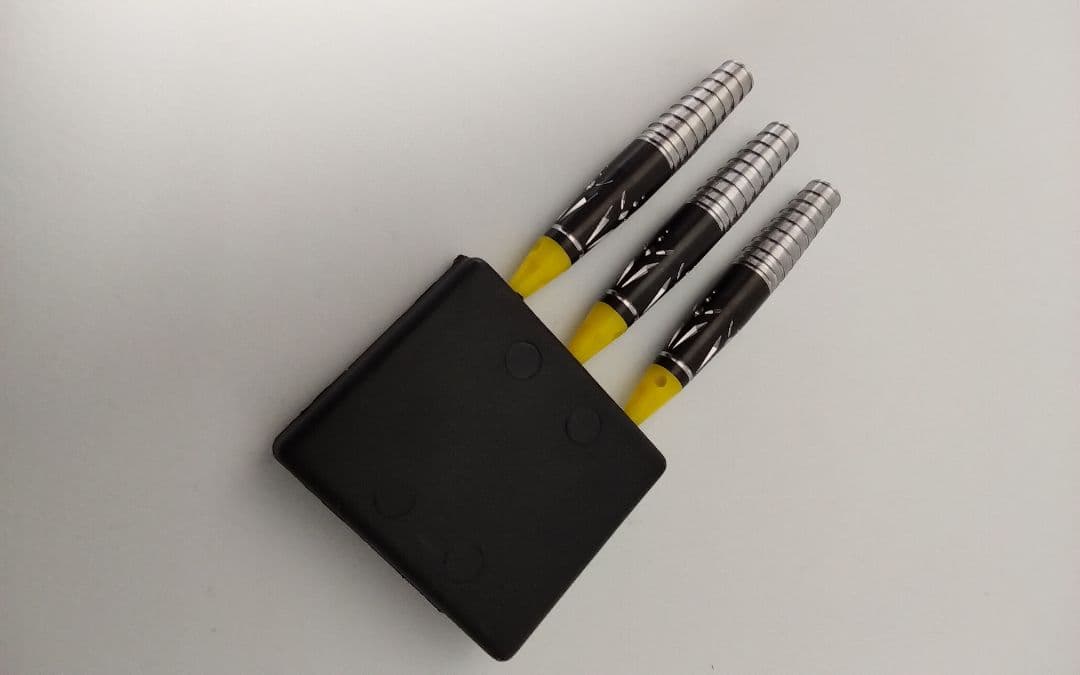 サングリアル!坂口優希恵!極美品!新品同品!付録未開封!ダーツセット