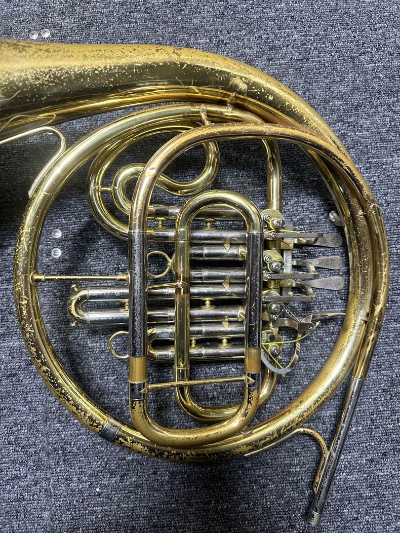 フレンチホルン 本体 ケース付き