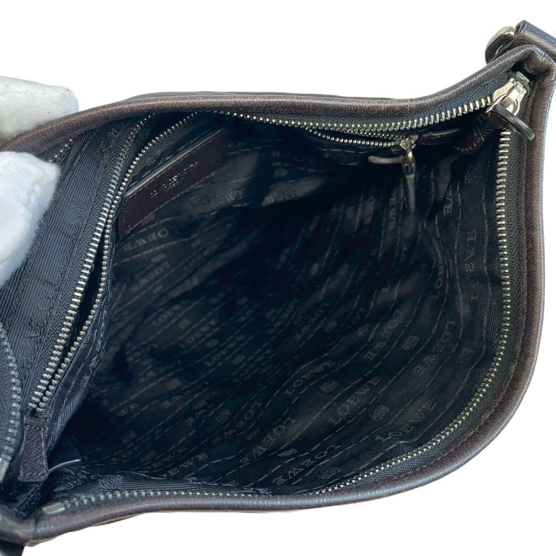 美品　ロエベ　ショルダーバッグ アナグラム　レザー×ナイロン　サコッシュ