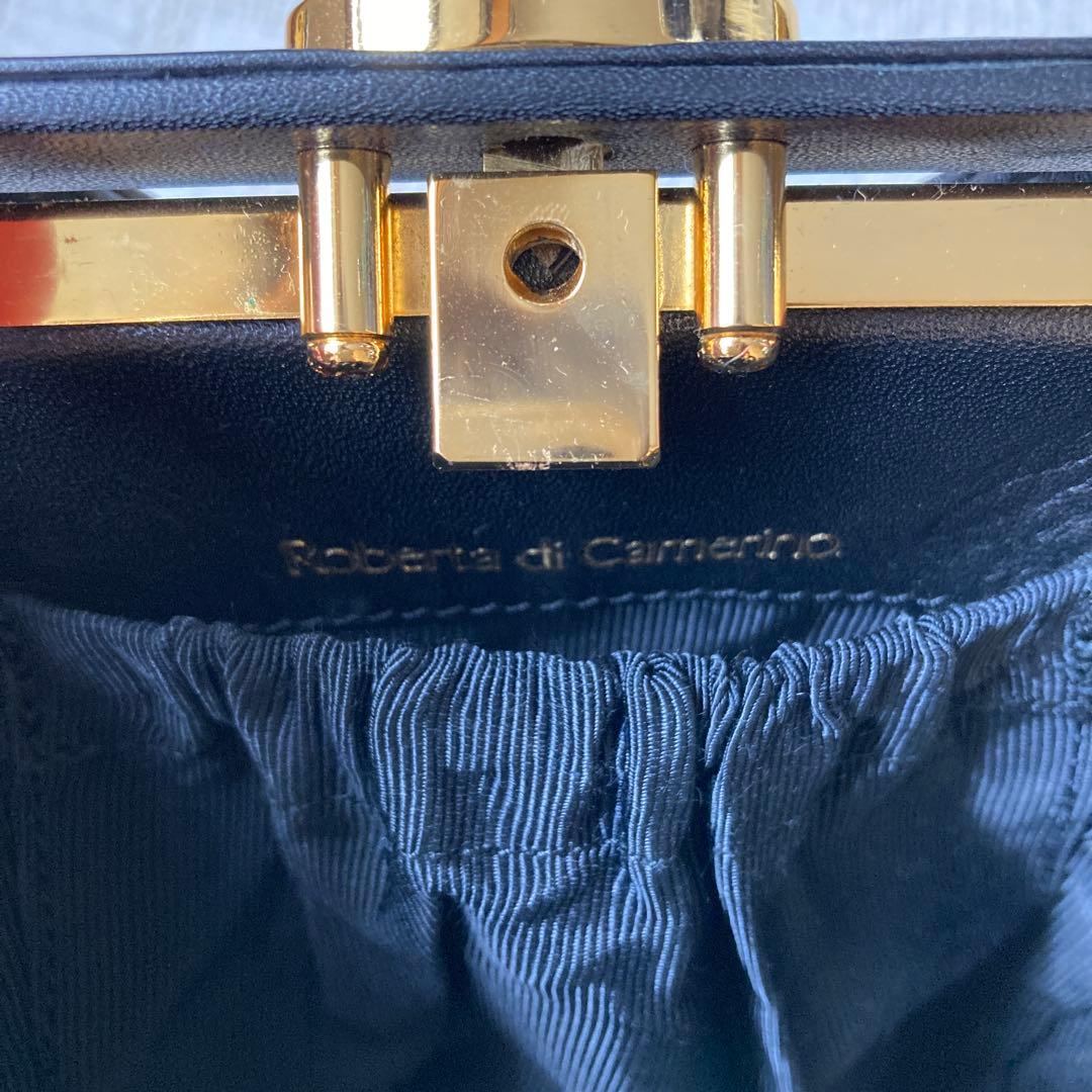 黒いレザーハンドバッグ ゴールド金具