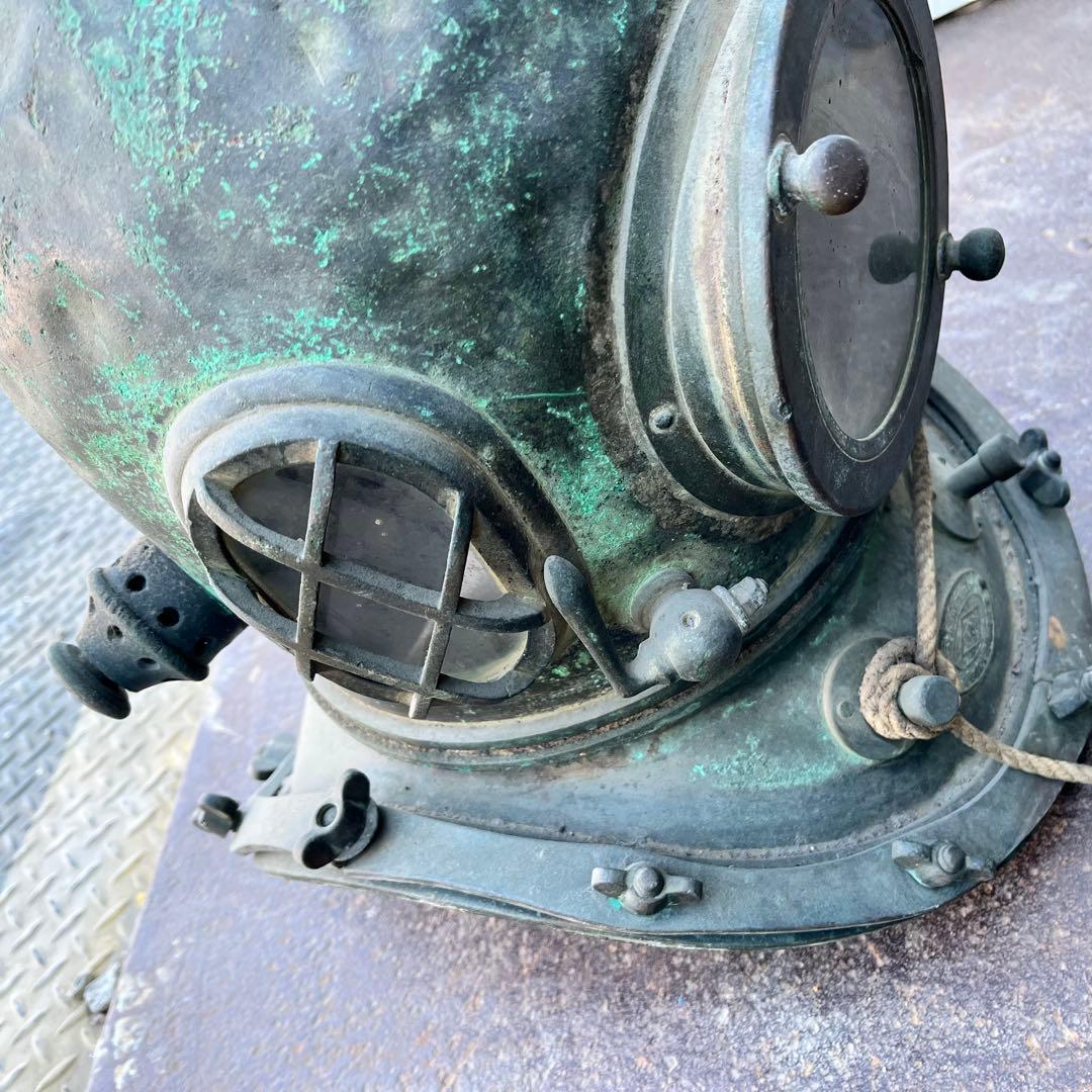 【希少】東亜潜水機株式会社　ヘルメット式潜水　アンティークの潜水ヘルメット真鍮①