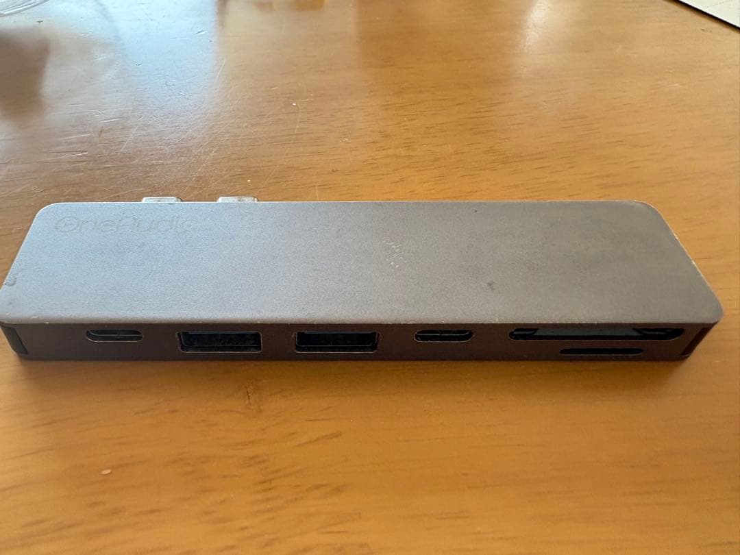 MacBook Air M1 16GB 1T ハブ付き13インチ シルバー