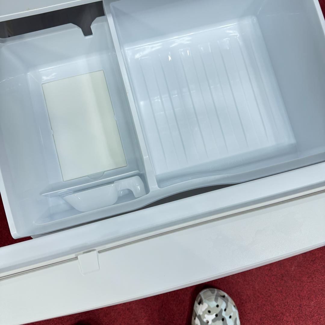 東京23区送料無料　パナソニック3ドア冷蔵庫2023年製335L　洗浄/除菌済み