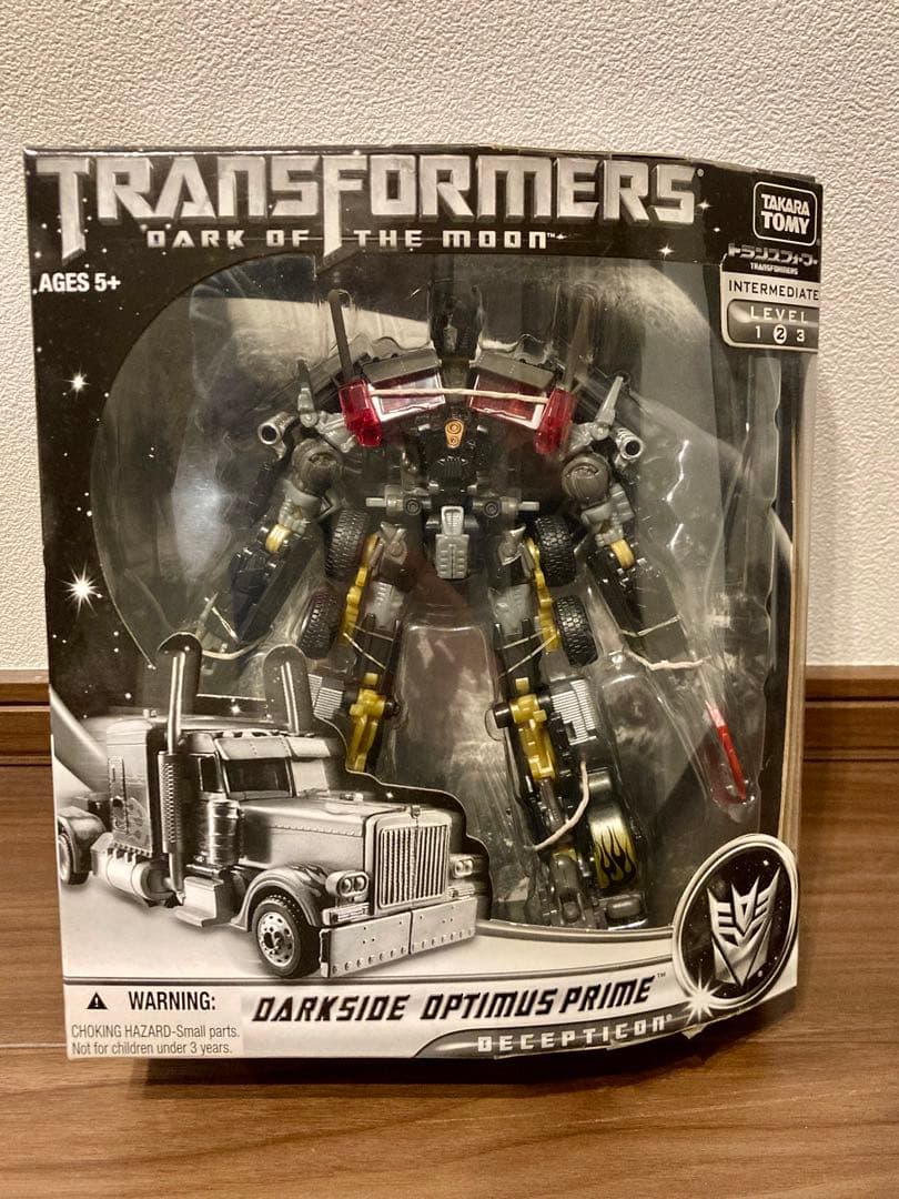 限定品トランスフォーマー ダークサイドオプティマスプライム