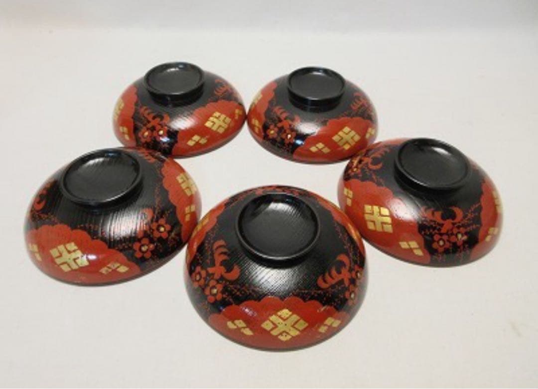 美品 懐石道具 木製 正法寺蒔絵 煮物椀 5客揃 内黒 おしゃれ 和食器