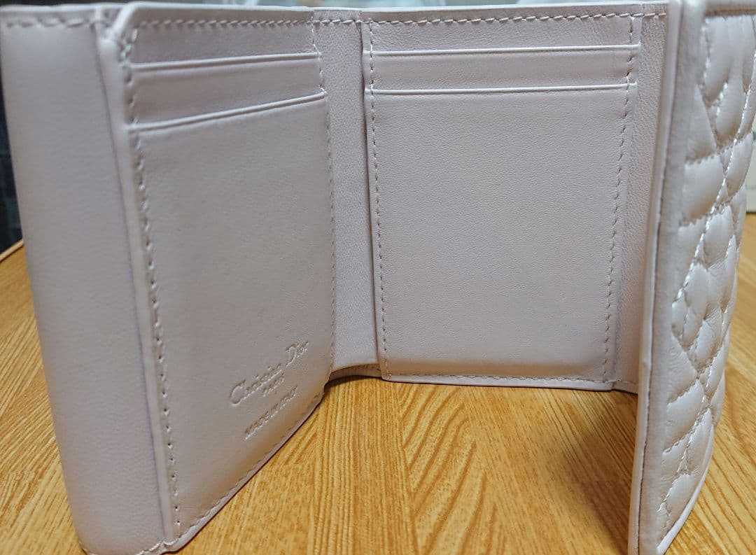 DIOR 【日本限定】 Lady Dior Lotus ウォレット