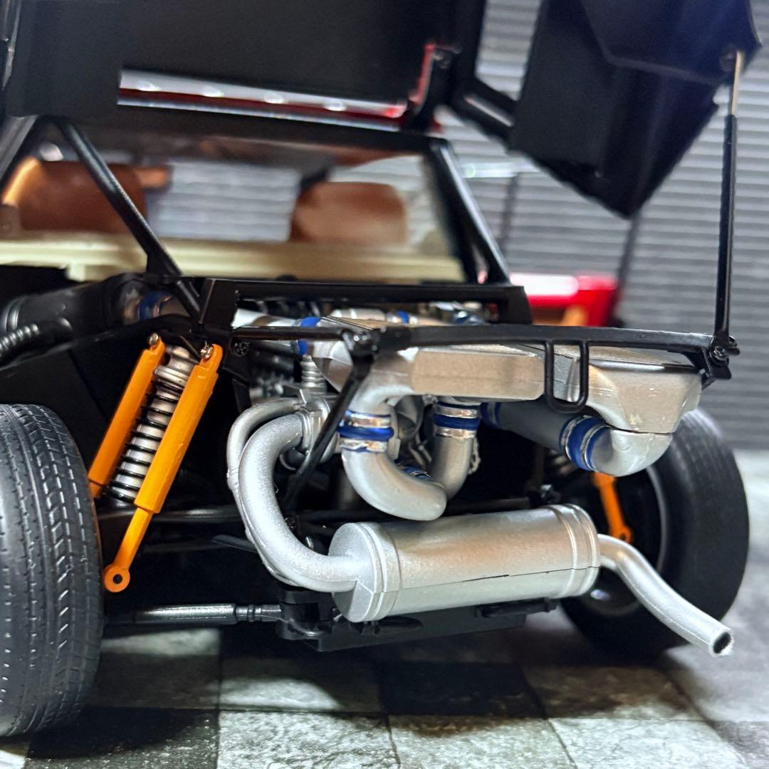 1/18 AUTOart ランチア デルタ S4 ストラダーレ