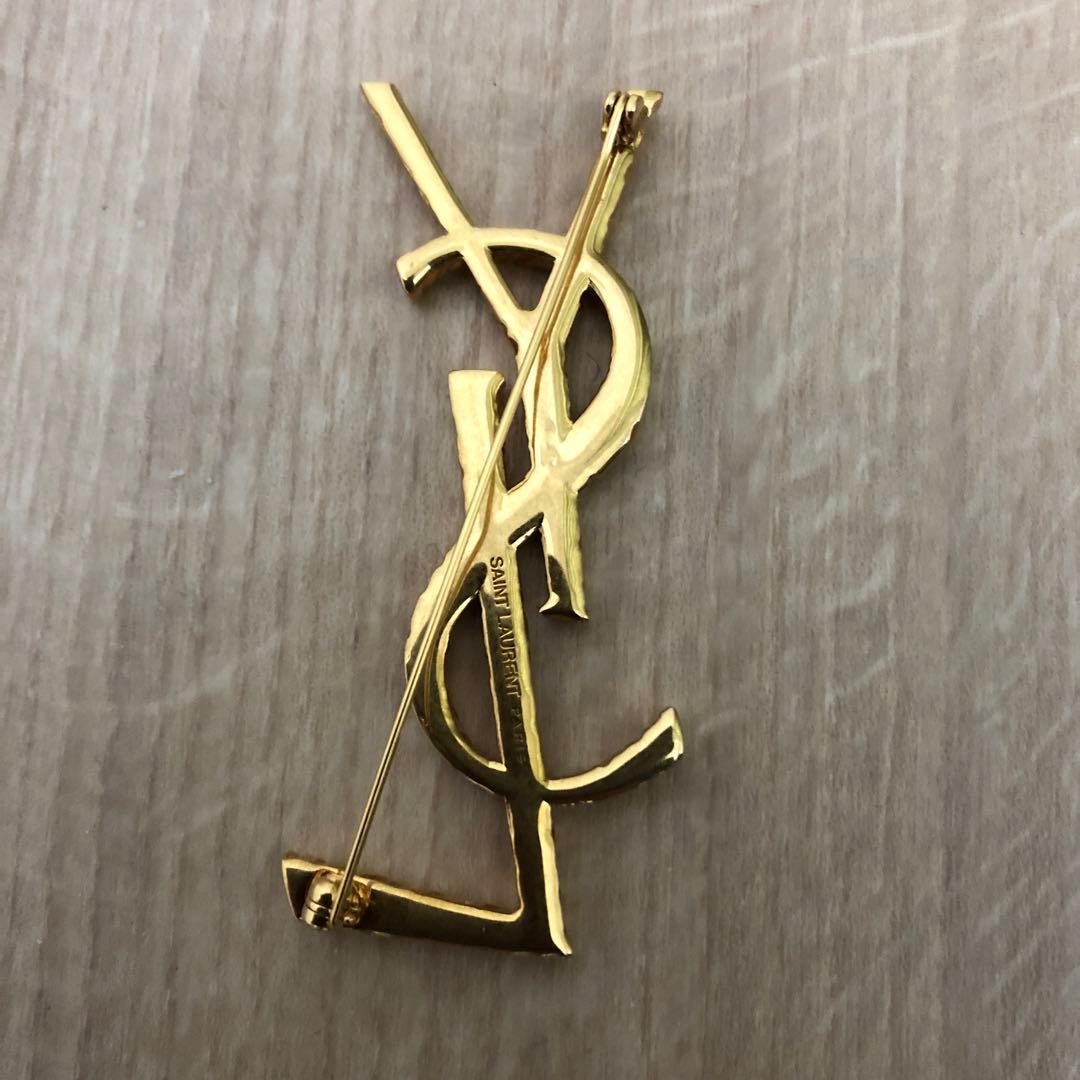 YSL ロゴブローチ 金メッキ