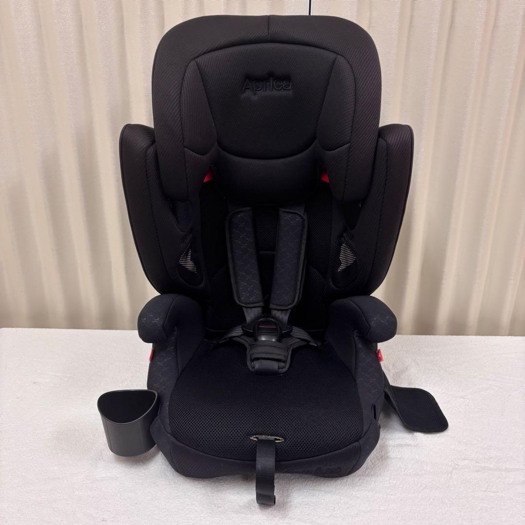 クリーニング済☆美品☆1〜11才まで　アップリカ　エアグルーヴ　プラス　ブラック