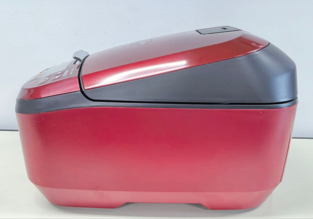 圧力IH炊飯器　HITACHI RZ-TS105M 赤