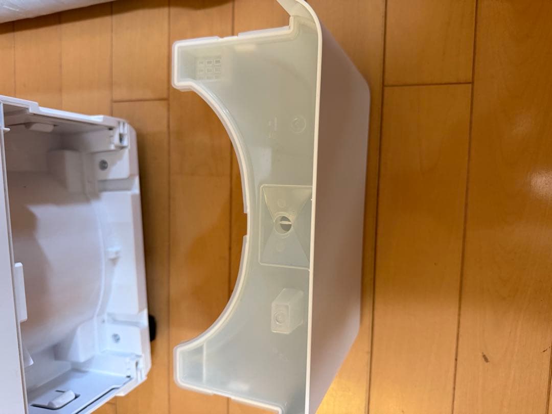 【美品】アイリスオーヤマ ICA-0301G コンパクトクーラー 2023年製