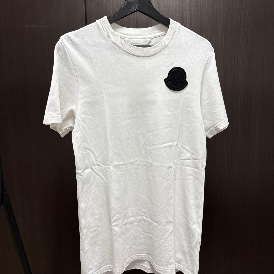 MONCLER モンクレール Tシャツ ロゴ ワッペン