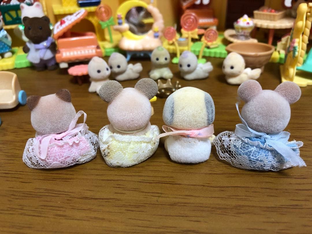 シルバニアファミリーおかしの家 小さな妖精たち 赤ちゃんセット