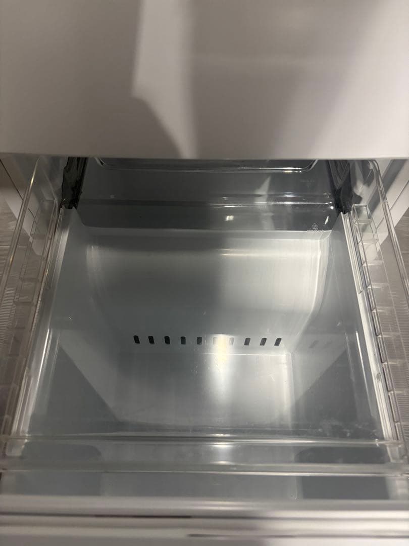 ヤマダ ノンフロン冷凍冷蔵庫 YRZ-F15G1 2020年製