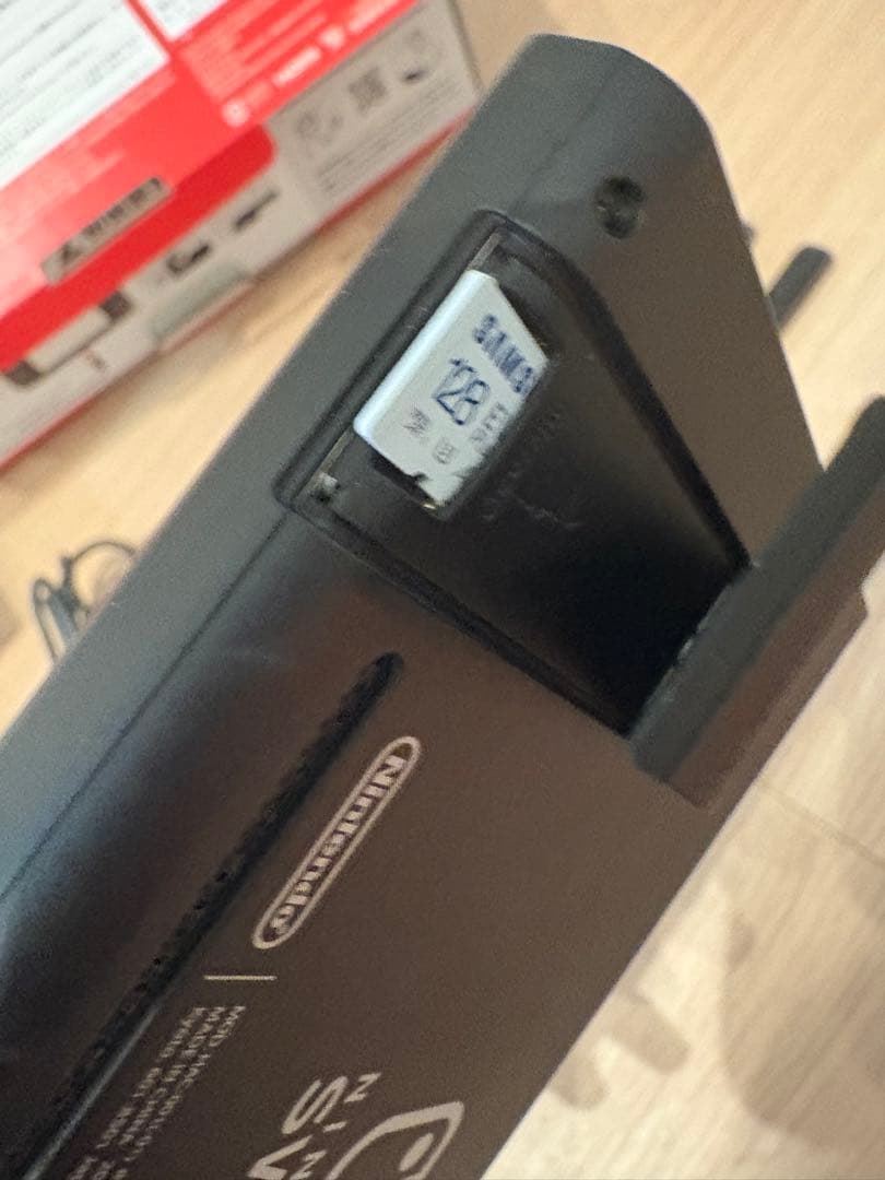 【128GB SDカード付】初代Nintendo Switch 本体