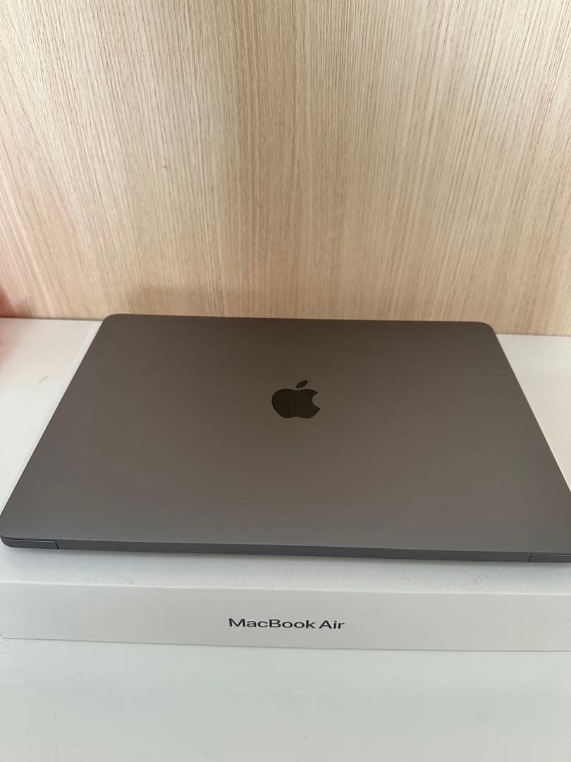 Apple MacBook Air スペースグレー 本体