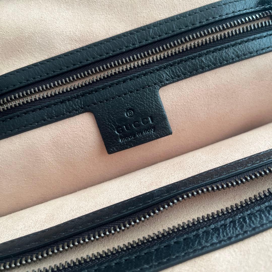 GUCCI ブラック ハンドバッグ
