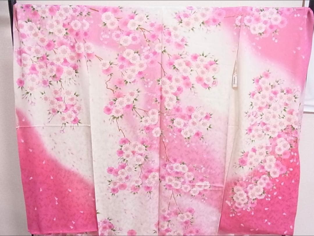 豪華振袖　仮絵羽　八重桜　暈し染め　正絹　未使用品　身丈178cm（肩から）