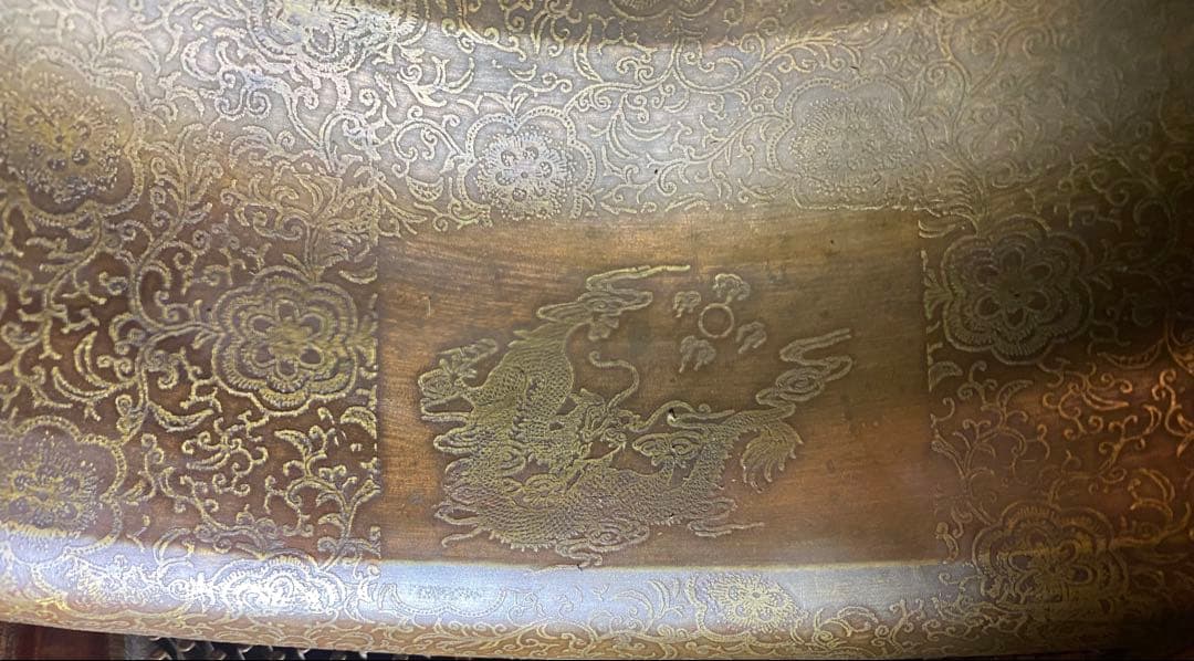 中国　清代　黄青銅　装飾洗面器　鑑賞スタンド付 ・ヴィンテージ レア