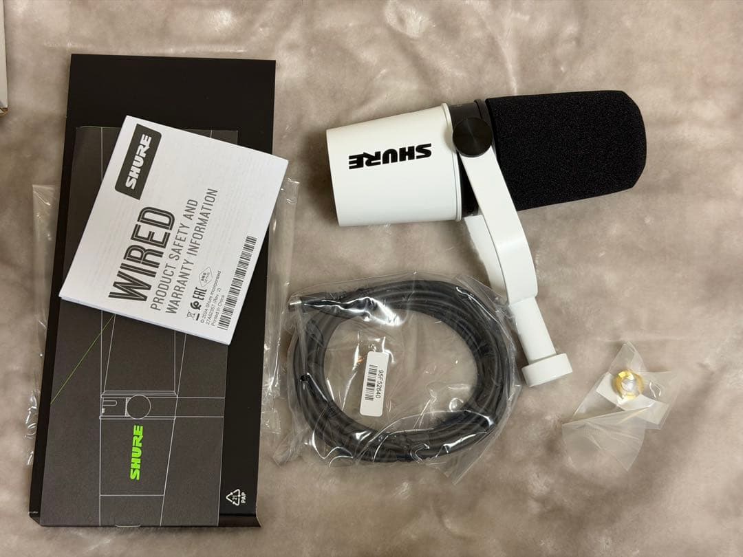 配信機器・PA機器・レコーディング機器 SHURE MV7+ PODCAST MICROPHONE