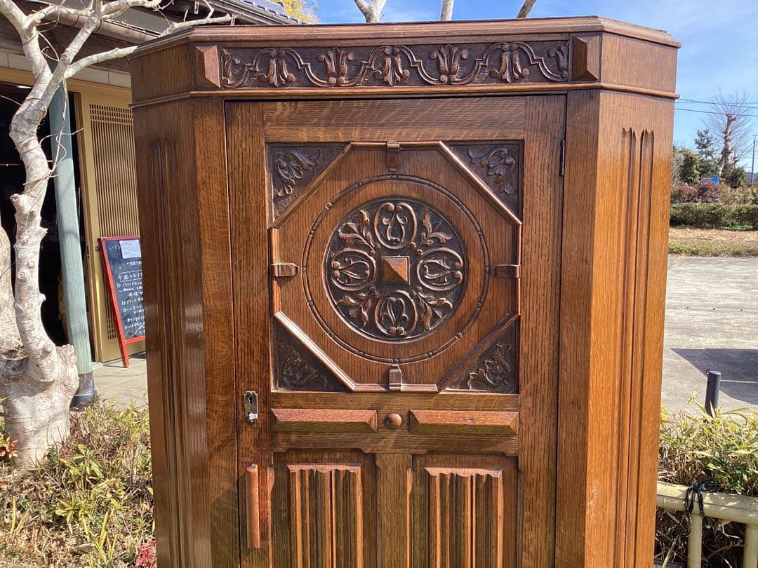 英国　アンティーク　ワードローブ　クローゼット　木製