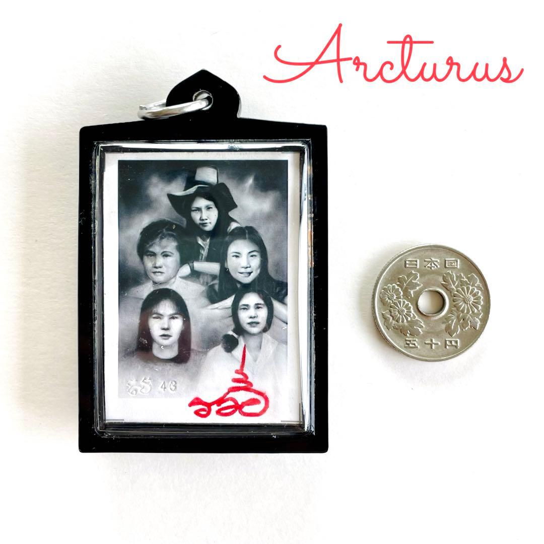 5人の女性の精霊のプラクルアン　恋を叶え富を集める