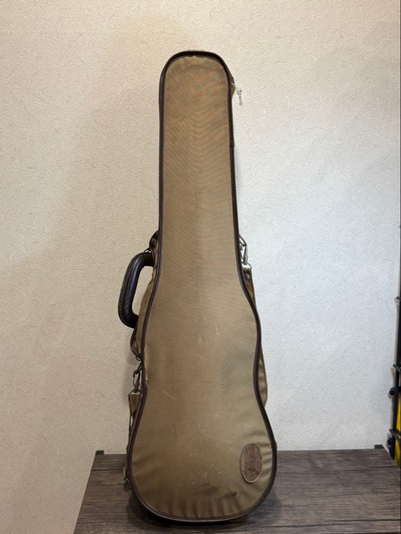 【送料込み】ハルシュタット　バイオリン 本体 ケース付き　付属品あり　4／4