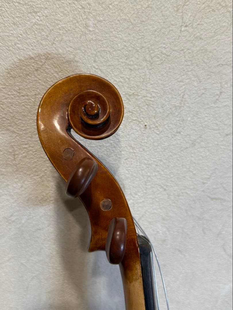【送料込み】ハルシュタット　バイオリン 本体 ケース付き　付属品あり　4／4