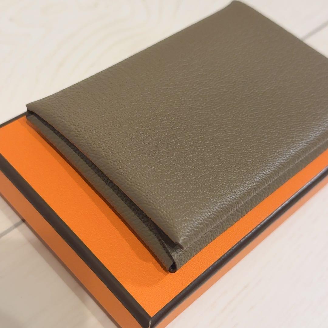 HERMESエルメス カルヴィデュオ エトゥープ　シェーブル 新品未使用