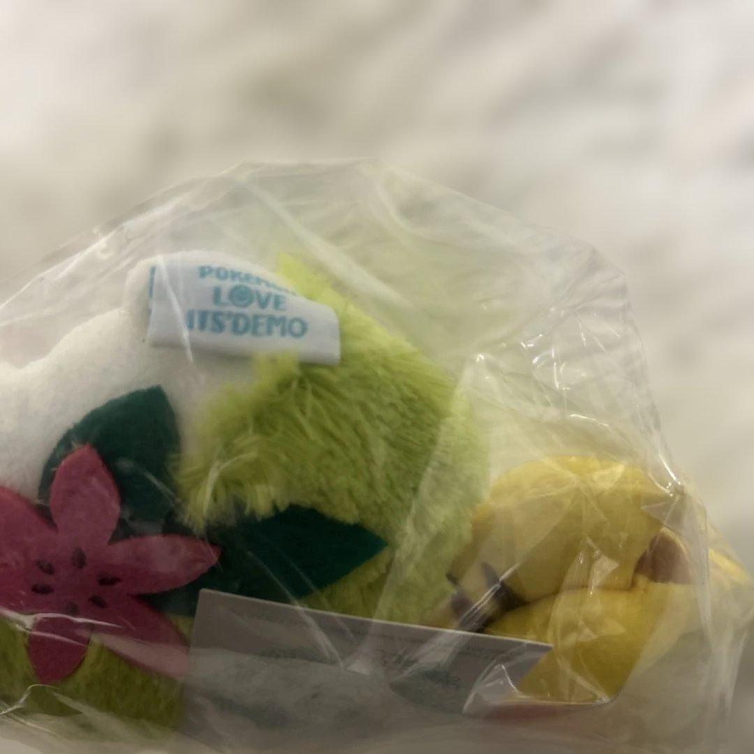 ポケモン　イッツデモ　シェイミ　ピカチュウ　マスコット　ぬいぐるみ