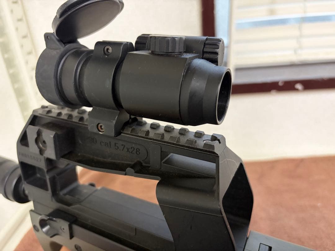 東京マルイ 電動ガン P90 ジャンク